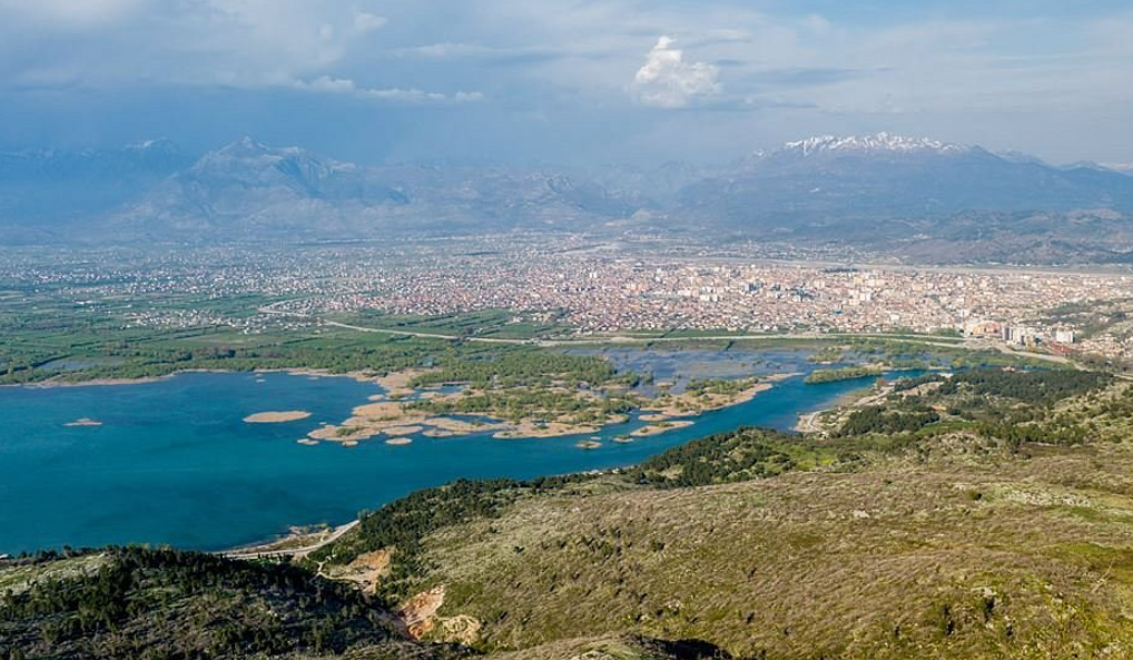 Shkodra Lake Promenade, Shkodër, Albania